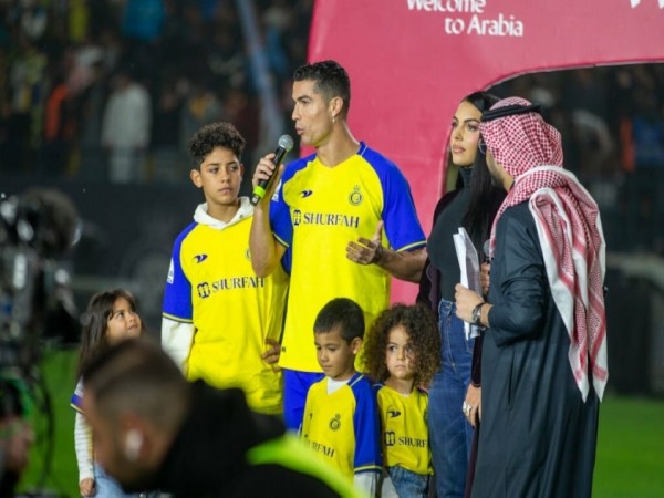 Tin BĐ 22/11: Al Nassr lắc đầu ngao ngán vì Ronaldo