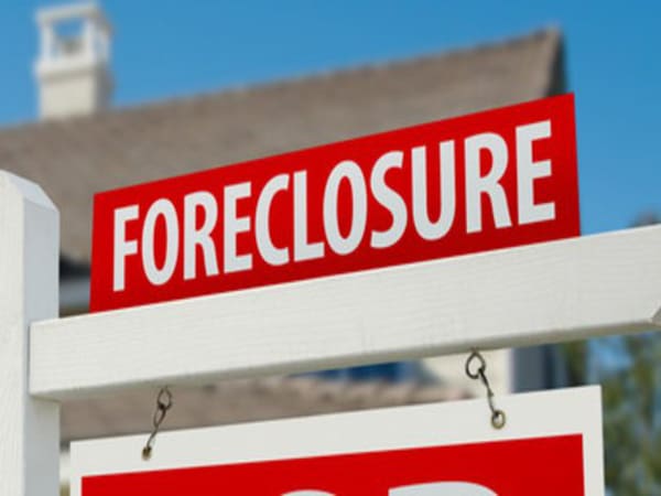 Foreclosure là gì, đặc điểm và hiệu quả thực thi