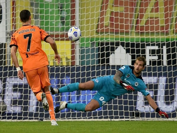 Ưu và nhược điểm của sút phạt Panenka