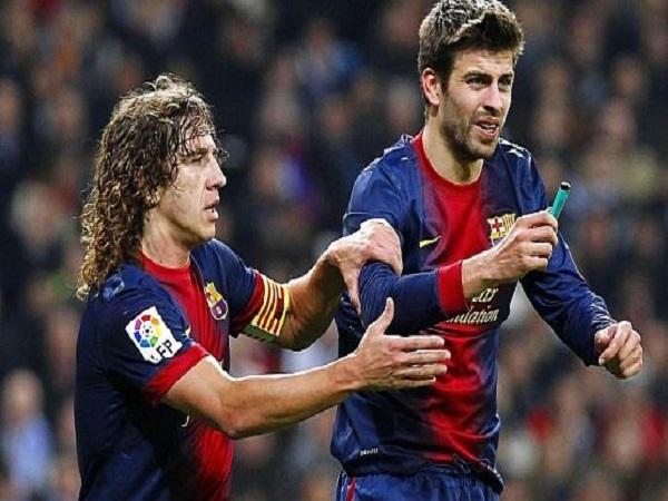 Carles Puyol và Gerard Piqué là 1 trong những cặp trung vệ ăn ý nhất