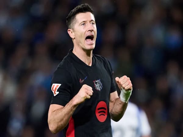 Robert Lewandowski – Vẻ Đẹp Nam Tính