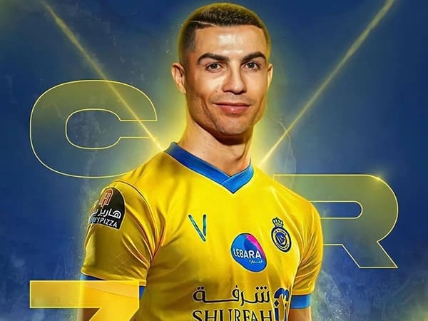 Ronaldo bao nhiêu tuổi và tuyệt chiêu giữ phong độ đỉnh cao ở tuổi 39